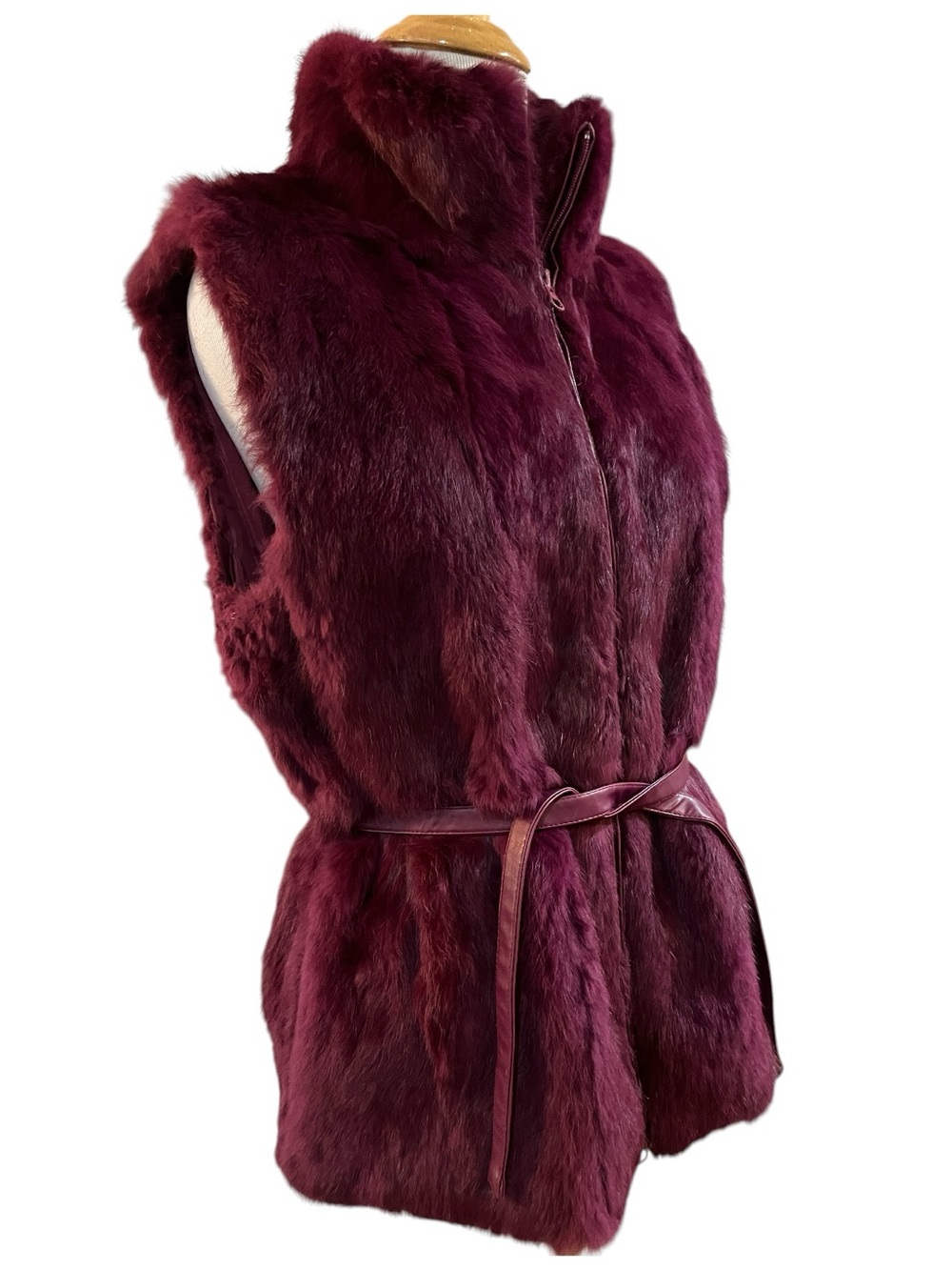 VINTAGE EXPRESS WORLD BRAND GENUINE RABBIT FUR VEST LEATHER BELT SIZE M